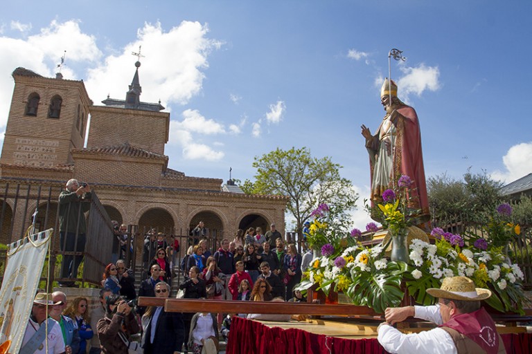 El PP acusa a la oposición de «no permitir a los funcionarios ir a trabajar con símbolos religiosos»