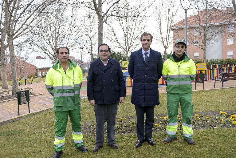 Más servicio de limpieza para las zonas verdes de Boadilla