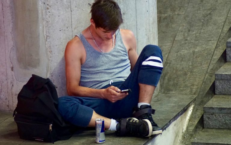 Boadilla también se comunica con los jóvenes vía Whatsapp