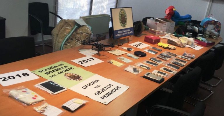 Casi 400 objetos llegaron en 2017 a la Oficina de Objetos Perdidos