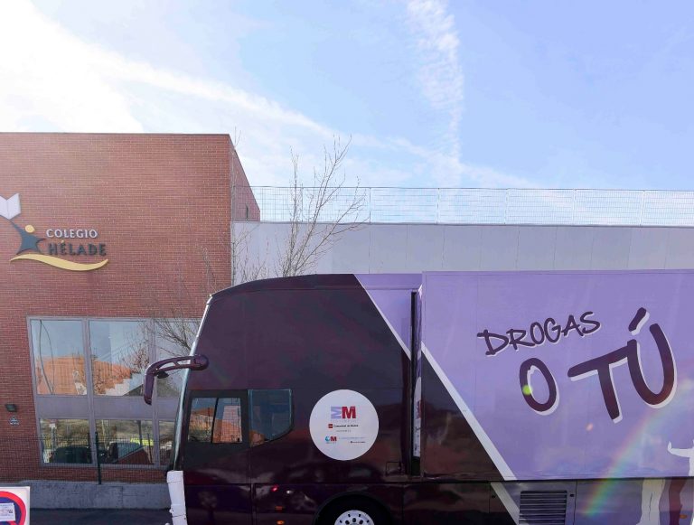 El autobús ‘Drogas o tú’ hace parada en Boadilla