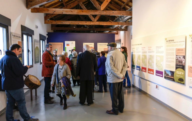 Rutas, talleres, cursos y voluntariado, en el Aula Medioambiental este otoño