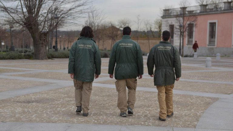 La patrulla verde de Boadilla, un plan por el reciclaje