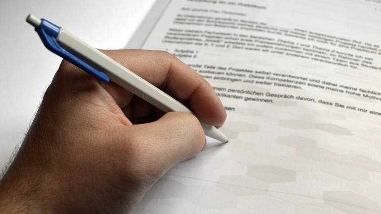 Cursos gratuitos para la búsqueda de trabajo: Linkedin, CV y empleo para mayores de 45