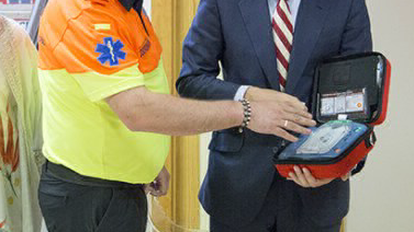 La Policía de Boadilla ‘se arma’ contra las paradas cardiacas