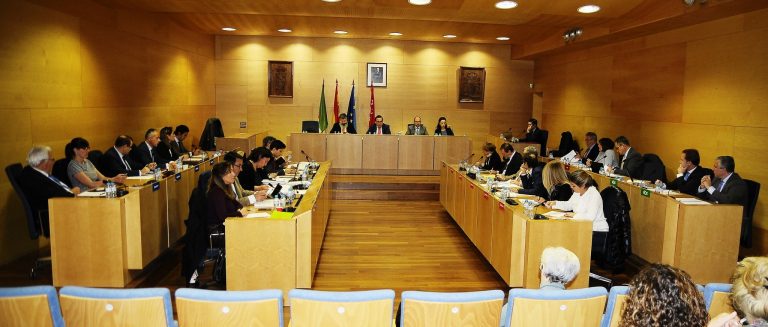 El Ayuntamiento aprueba una declaración institucional en favor de las fuerzas de seguridad en Cataluña