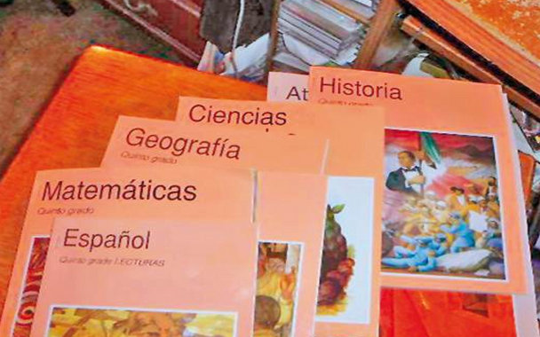 El Ayuntamiento ha iniciado ya el pago de las becas para libros y material escolar