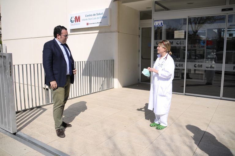 Javier Úbeda, alcalde de Boadilla, positivo por COVID-19