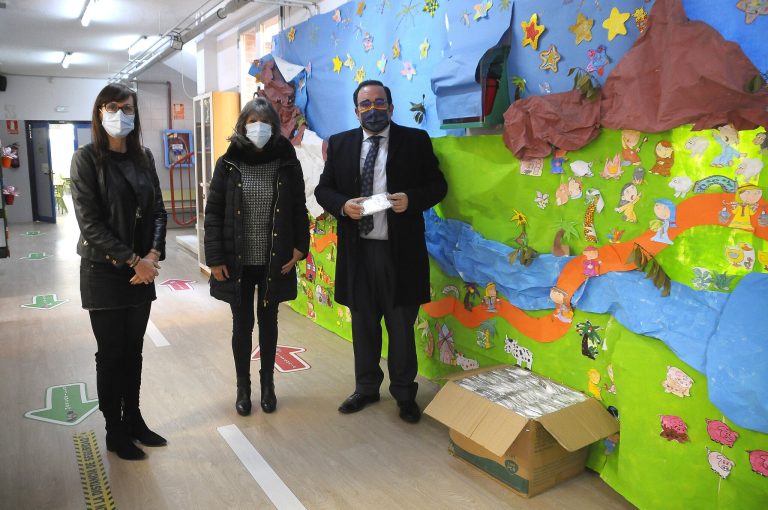 Mascarillas FFP2 para todos los centros escolares y escuelas infantiles públicas del municipio