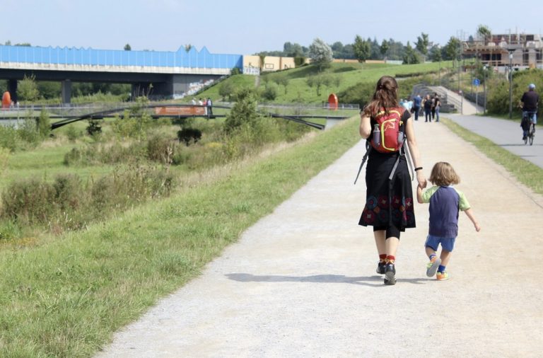Abierto el plazo de solicitud de ayudas por nacimiento y manutención de menores de tres años