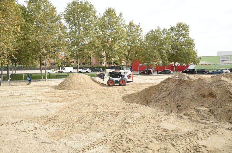 Las áreas infantiles y caninas tendrán nuevos areneros