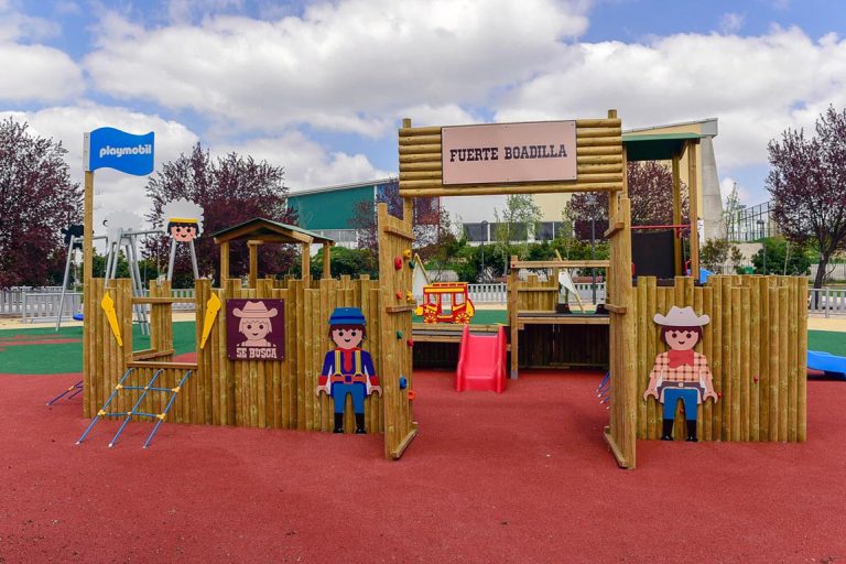 Parques infantiles en Boadilla, fotos de una ciudad para los niños