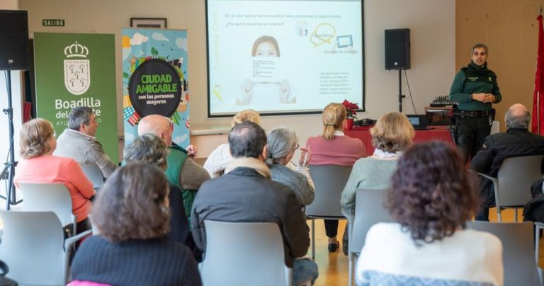 Nuevo curso de prevención de delitos en la calle para mayores