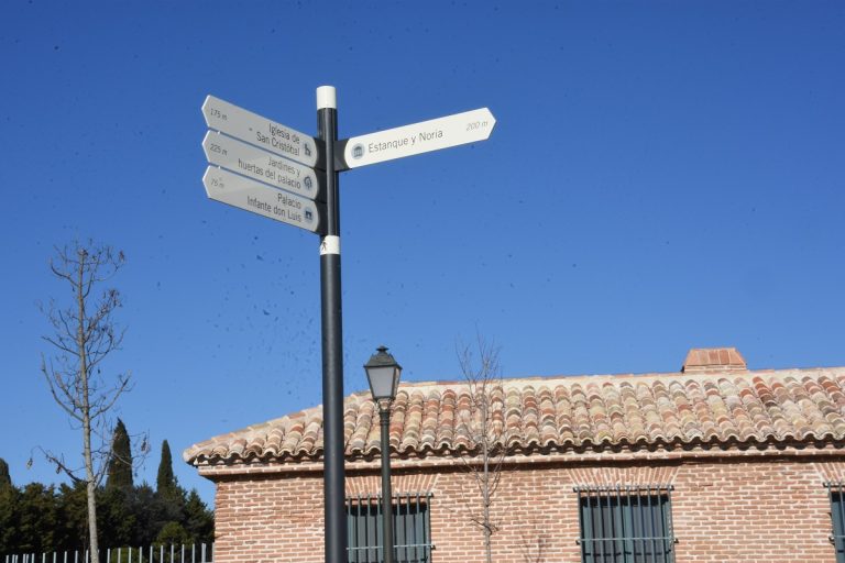 Nuevas señales en el casco histórico ubican los principales monumentos