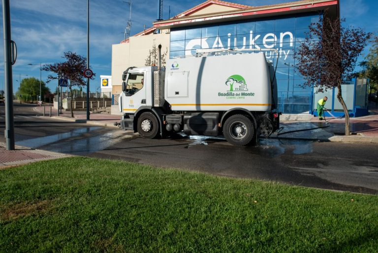 Comienzan las limpiezas especiales en la zona de Viñas Viejas