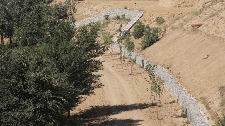 Finaliza la restauración de los cauces de los arroyos Prado Chico y Prado Grande, en Cortijo Sur
