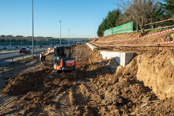 Continúan las obras del nuevo carril a la M-50