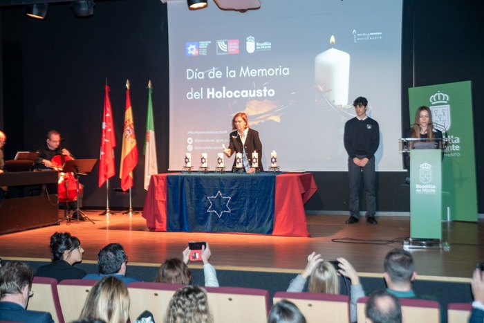 homenaje a las víctimas del holocausto nazi
