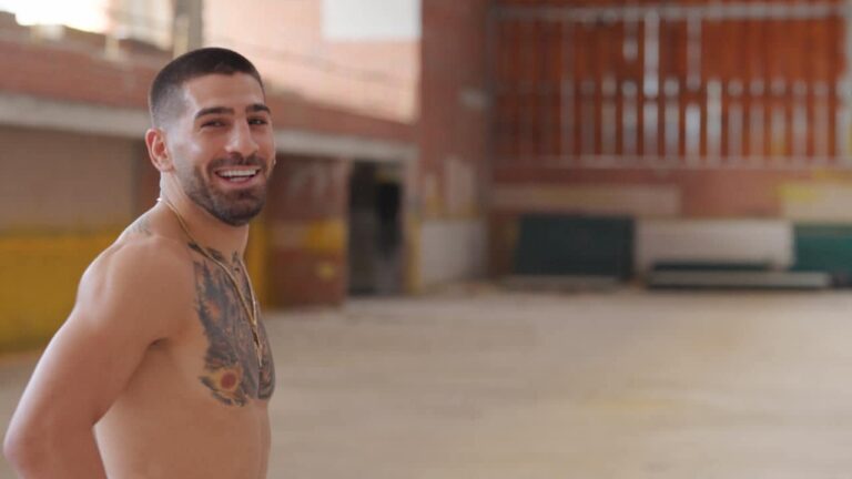 Ilia Topuria se prepara en Boadilla antes de su combate contra Max Holloway